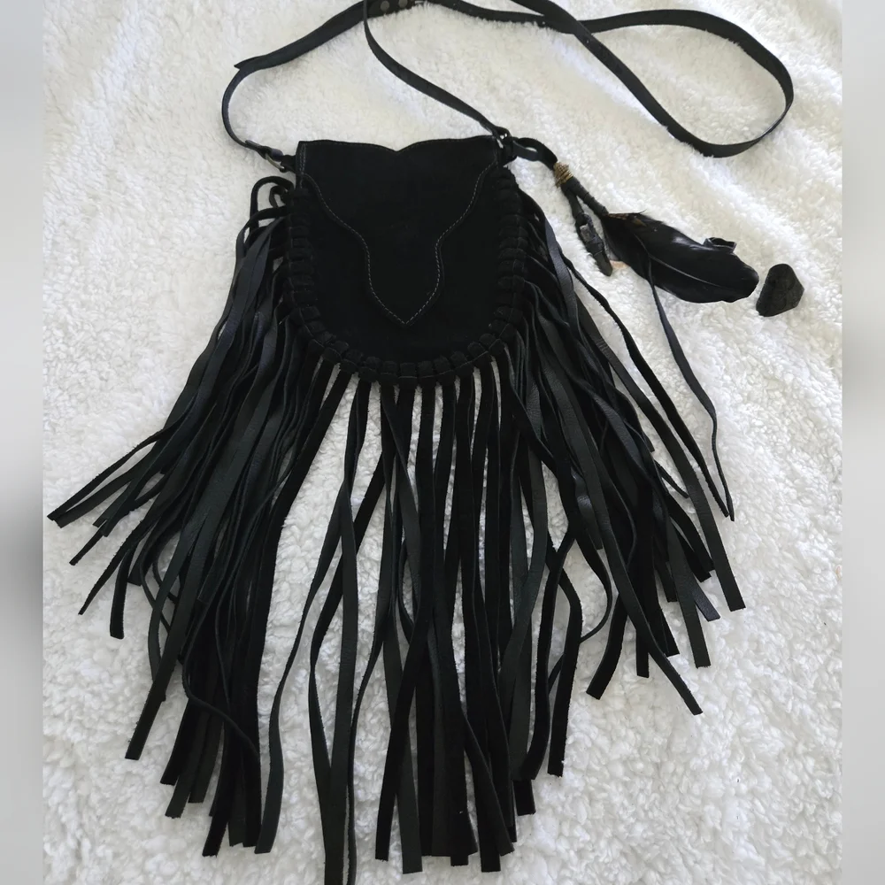 RESERVED❣️❣️Buffalo Girl Suede Phone Pouch - Picture 9 of 14